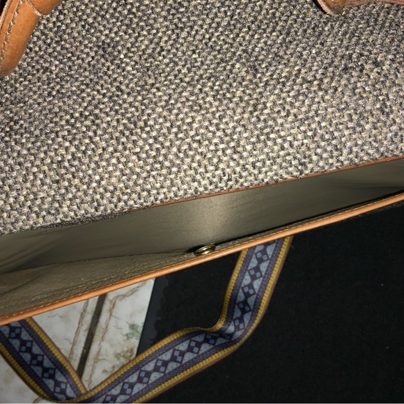 Vintage Tweed Hartmann hand Luggage with OEM key. - Picture 3 of 5